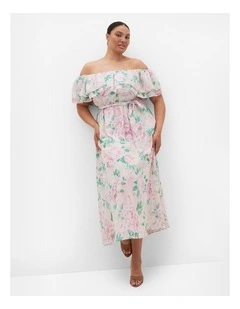 Plus Size Poetic Floral Print Off Shoulder Maxi Dress in Soft Pink