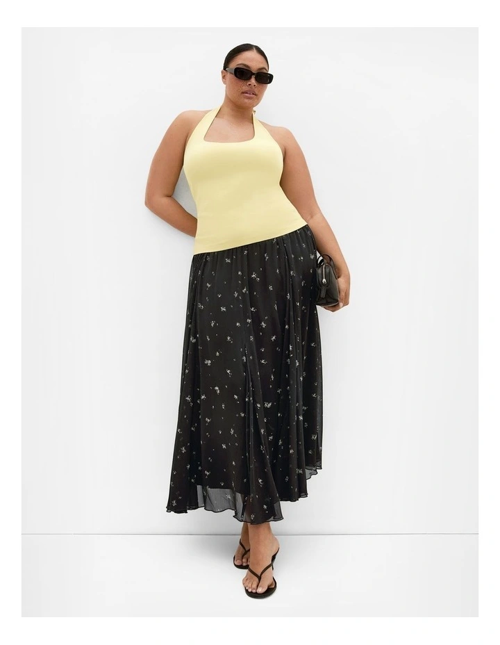 Plus Size Serena Posy Print Maxi Skirt in Black image 3
