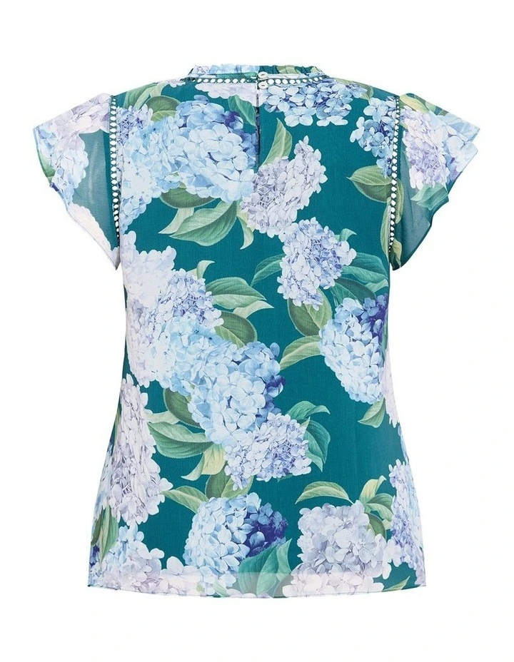 Plus Size Lexi Hydrangea Print Short Sleeve Top in Jade image 4