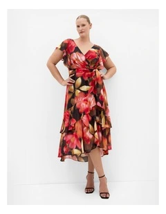 Plus Size Demure Floral Maxi Dress in Scarlet Red