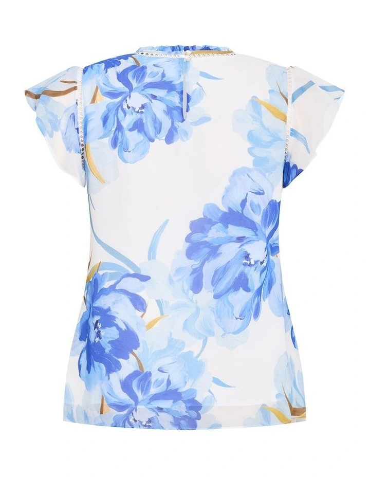 Plus Size Lexi Floral Print Short Sleeve Top in White image 4