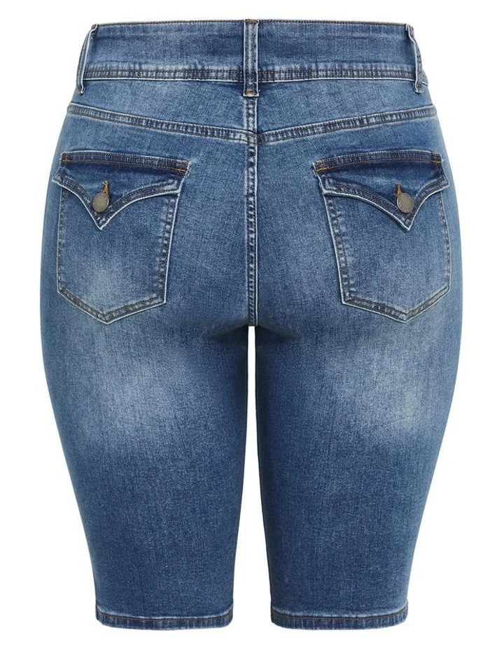 Plus Size Classic Denim Pins Short in Mid Wash image 4