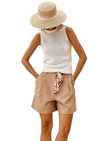 Taupe colour