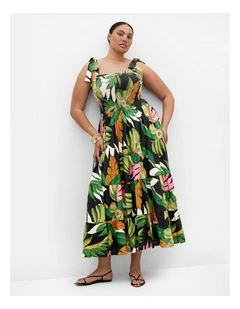 Plus Size Paradiso Print Tiered Maxi Dress in Black