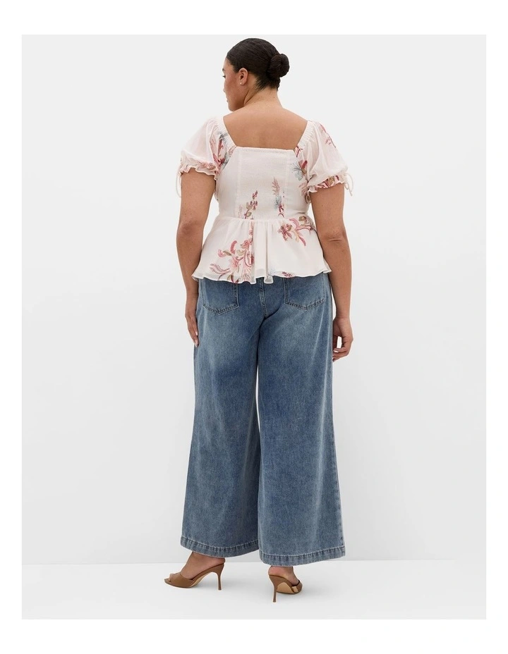 Plus Size Shayla Floral Print Short Sleeve Frill Top in Cream image 2