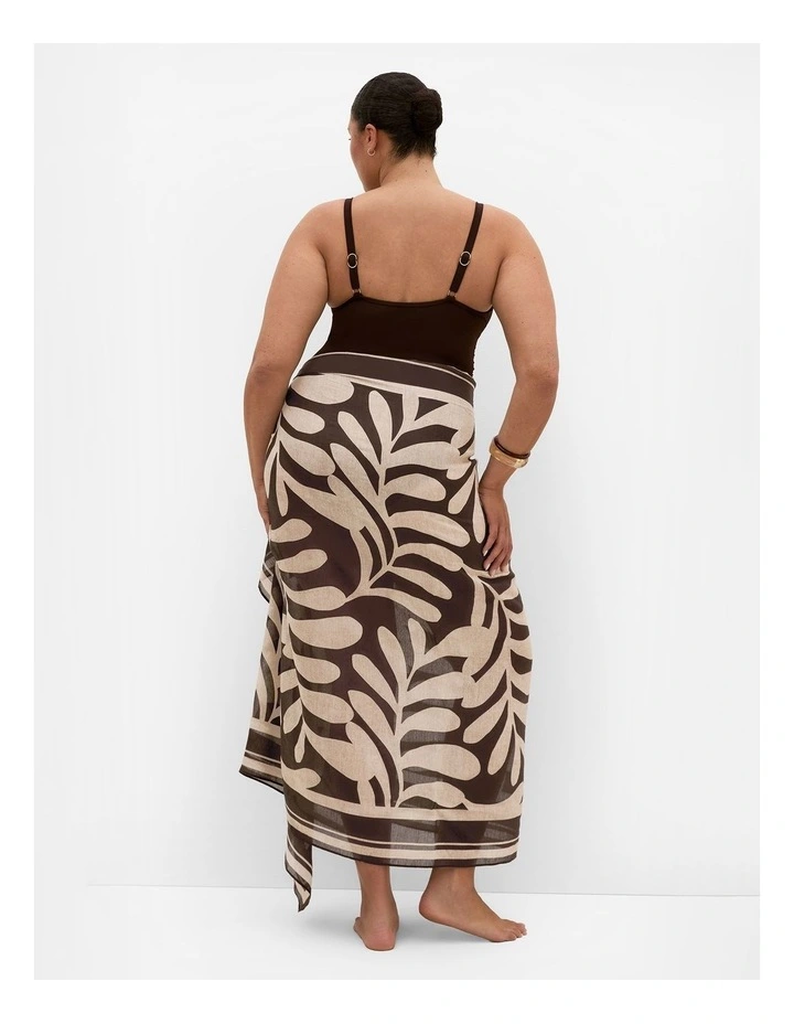 Plus Size Taranto Print Sarong in Chocolate image 2