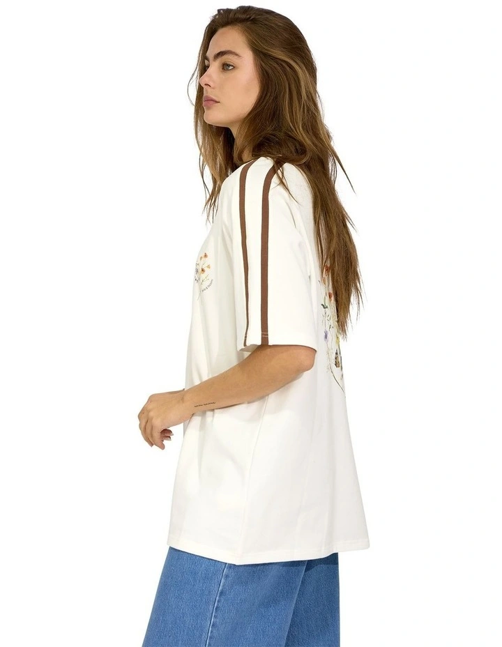 Book Of Love Raglan Sleeve Oversized T-Shirt image 3