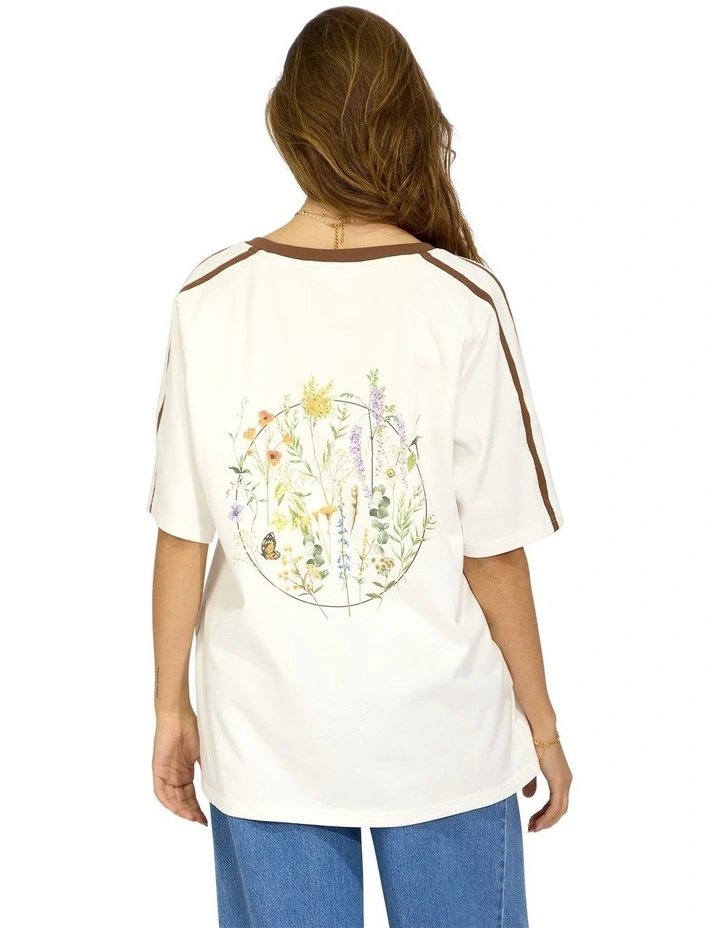 Book Of Love Raglan Sleeve Oversized T-Shirt image 4