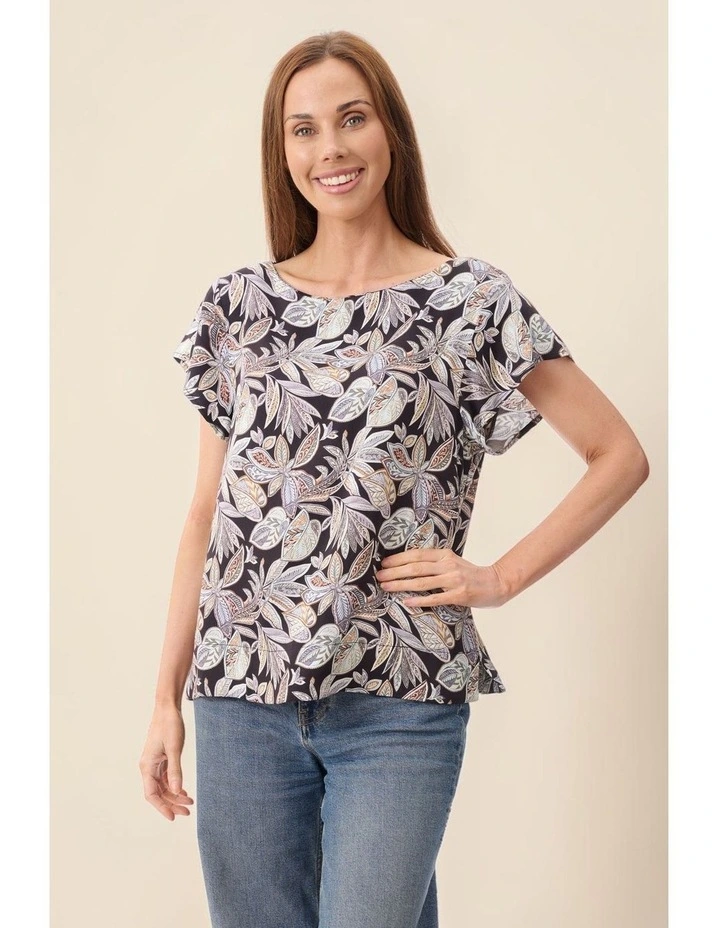 Delta print top in Black image 4