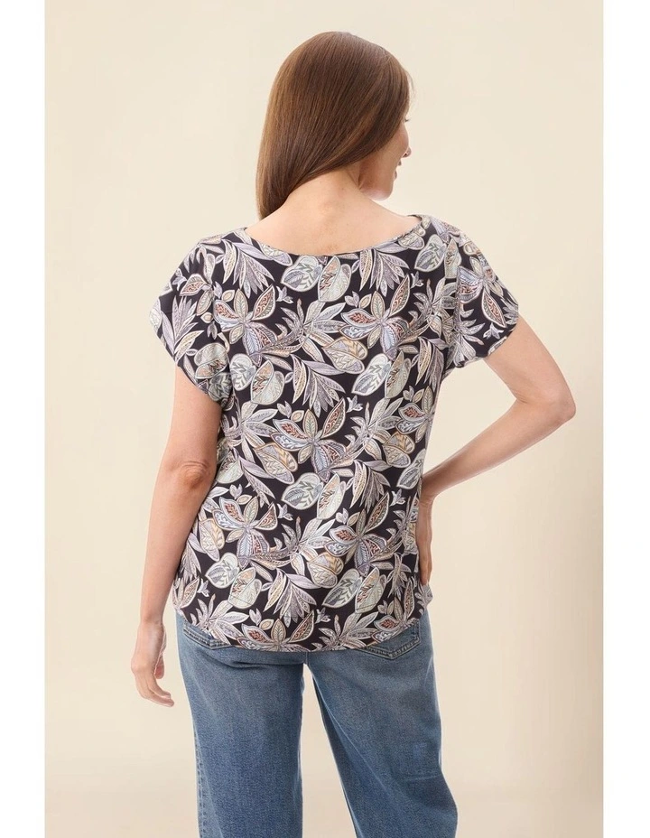 Delta print top in Black image 5