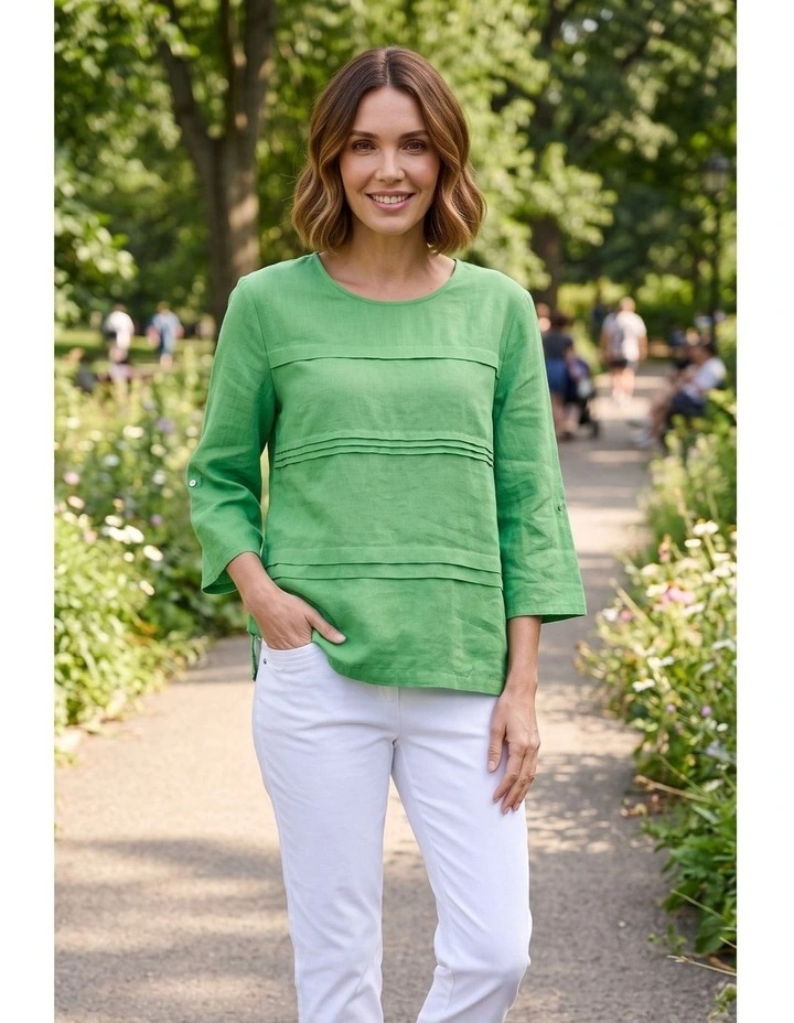 Linen top 3/4 sleeve in Fuchsia image 4