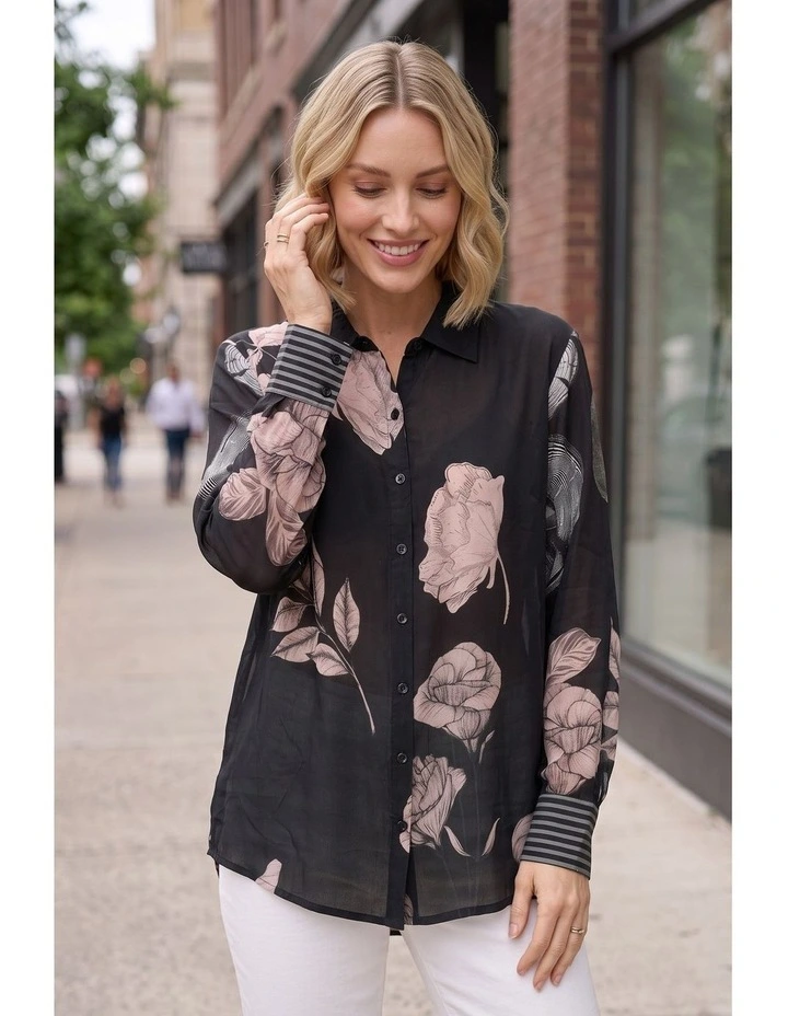 Xena print shirt in Black image 3
