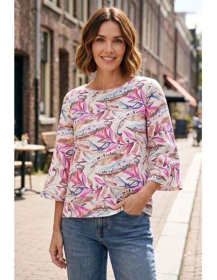Kira 3/4 sleeve top in Kira image 3