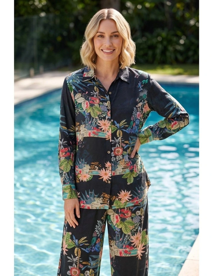 Alanna print shirt in Black image 3