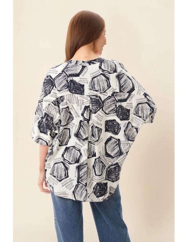 Stella extended sleeve blouse in Black image 5