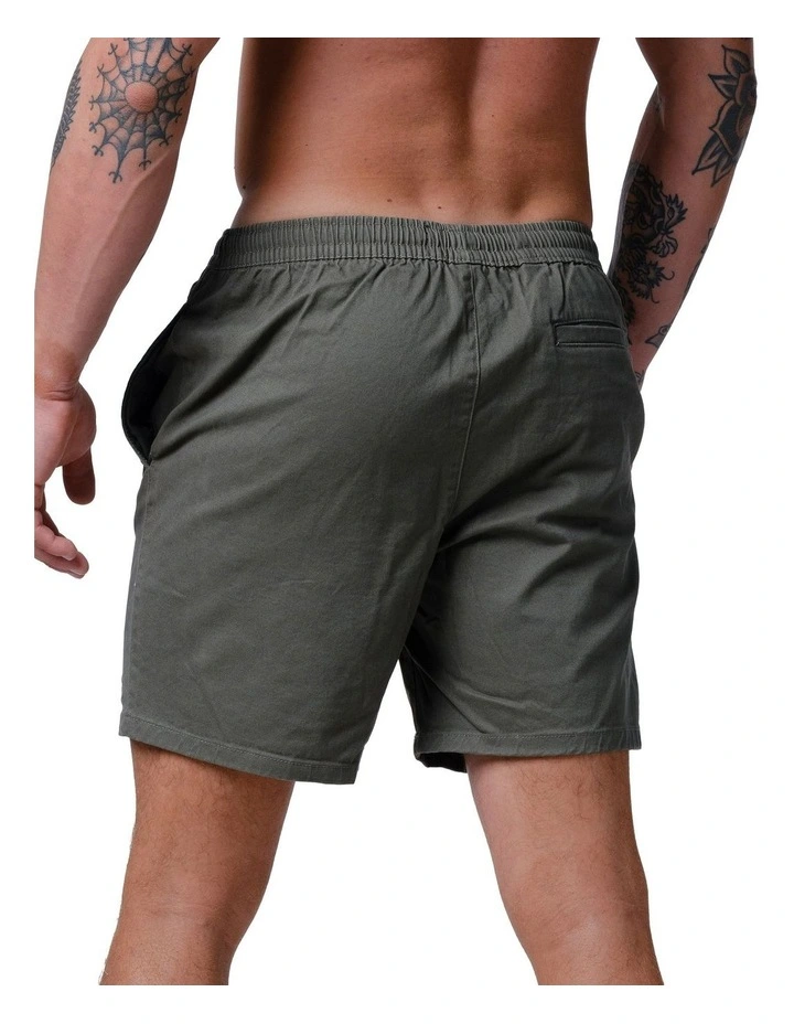Drop Embroidery Shorts in Green image 2