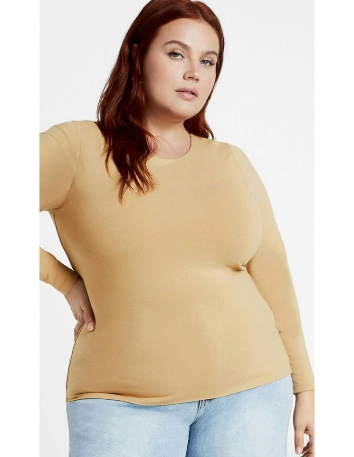Plus Size Noa Top in Latte image 4