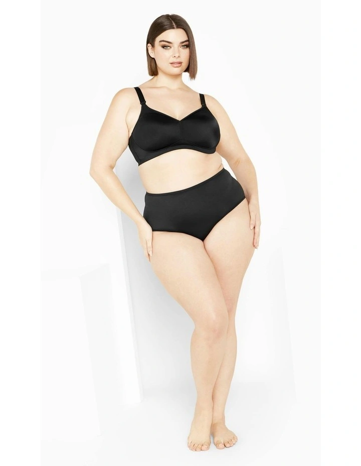 Wireless Maternity Bra in Black image 7