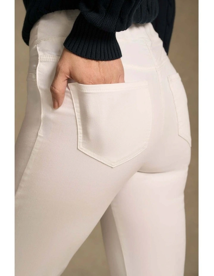 Bengajean(R) 3/4 Slim Leg - White image 4