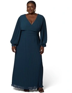 Secret Rendezvous Maxi Dress