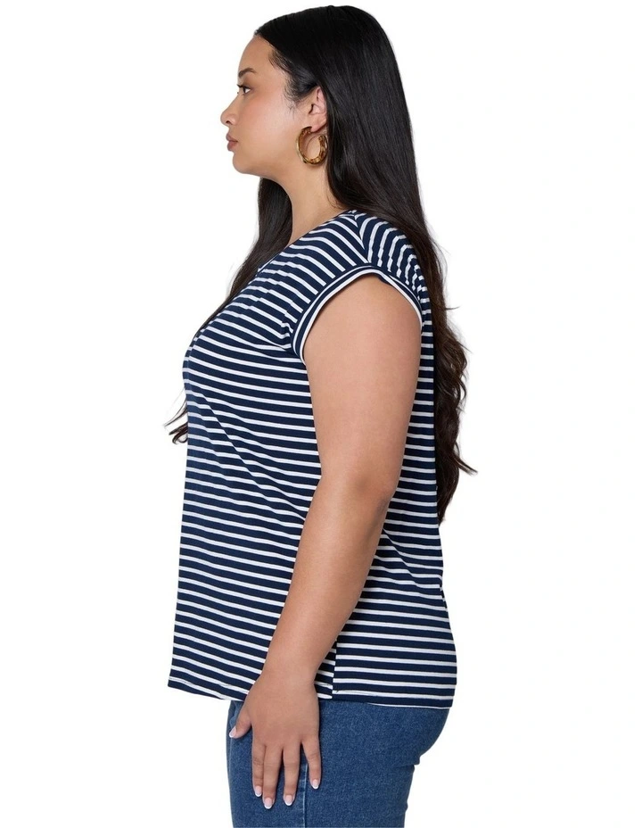 Poppy Premium Tee image 3