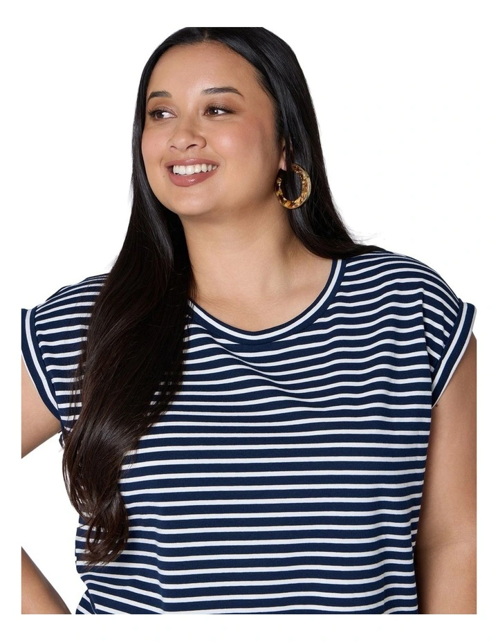 Poppy Premium Tee image 6