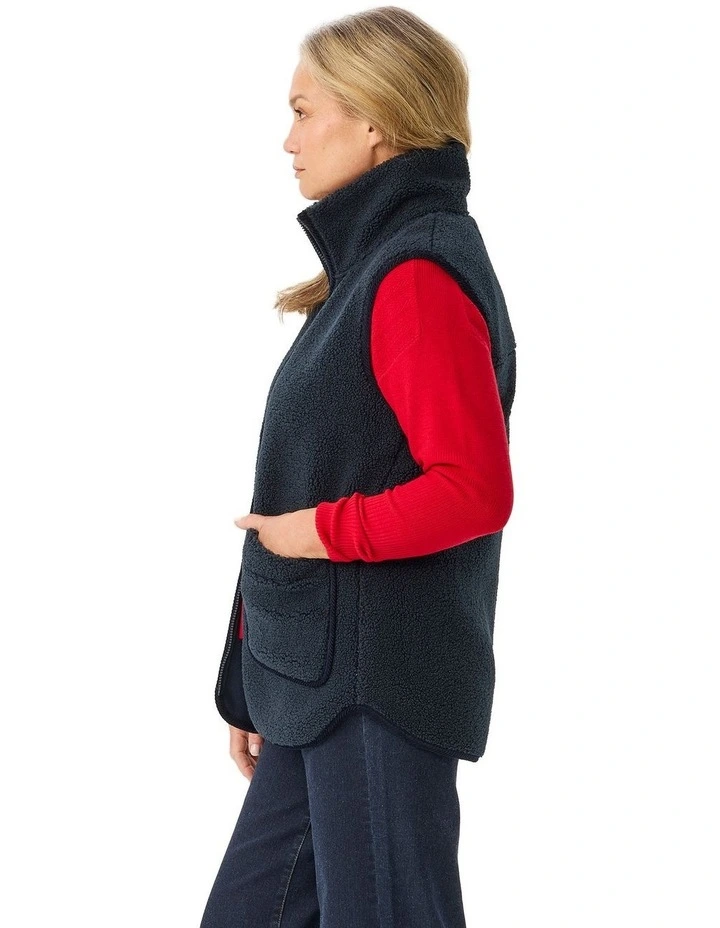 Explore Fleece Longline Zip Vest image 3