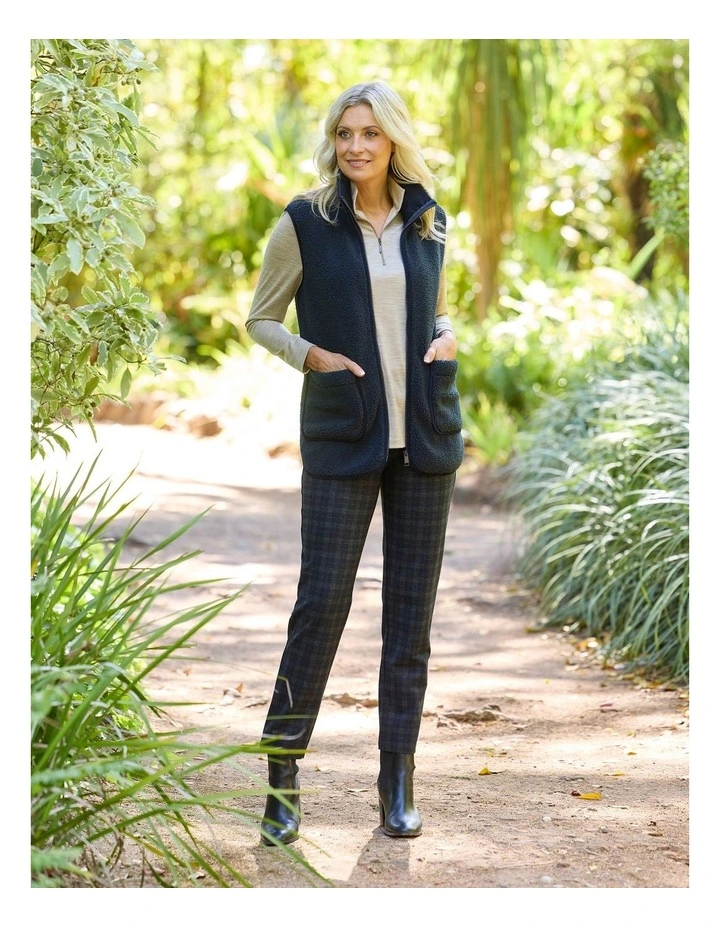 Explore Fleece Longline Zip Vest image 5