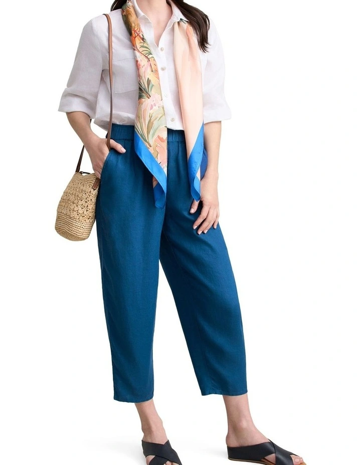 Linen Crop Pant - Midnight image 3
