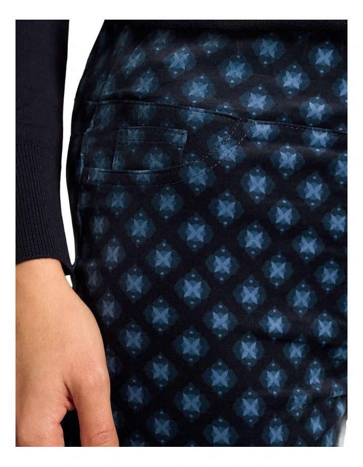 Bengajean(R) Velvet Straight Leg - Navy Reverie Print image 5