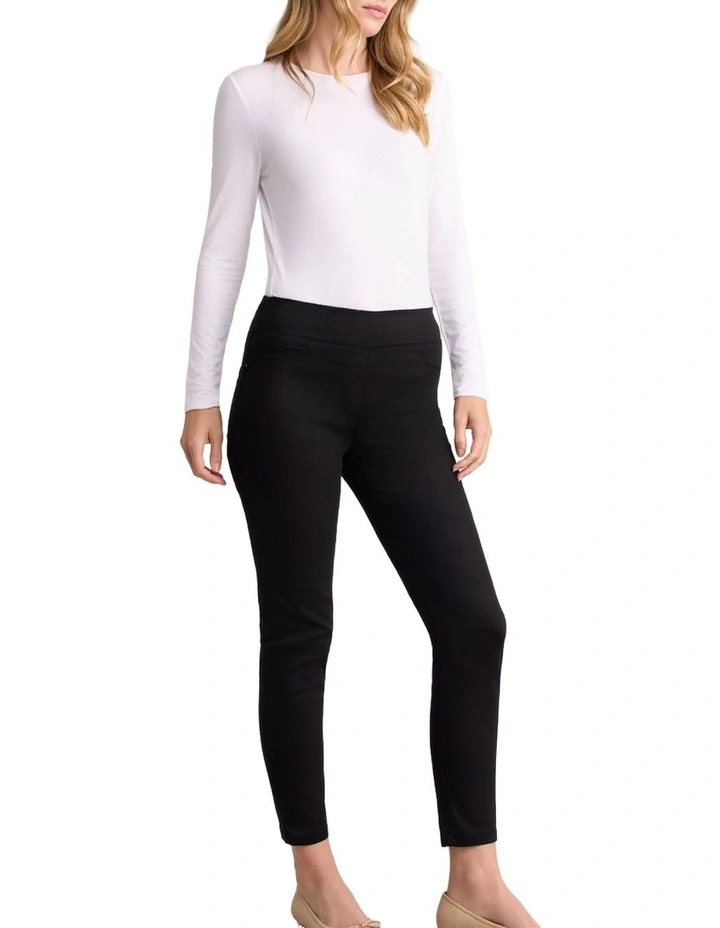 Bengajean(R) 7/8 Skinny Leg - Jet Black image 4