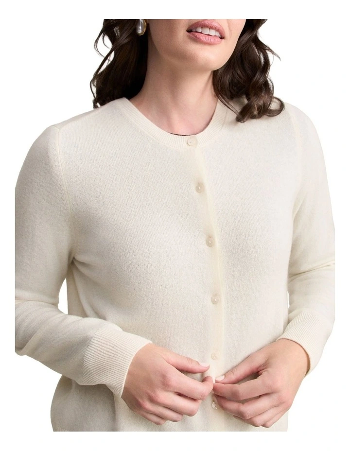 Classic Cardigan - Cream image 4