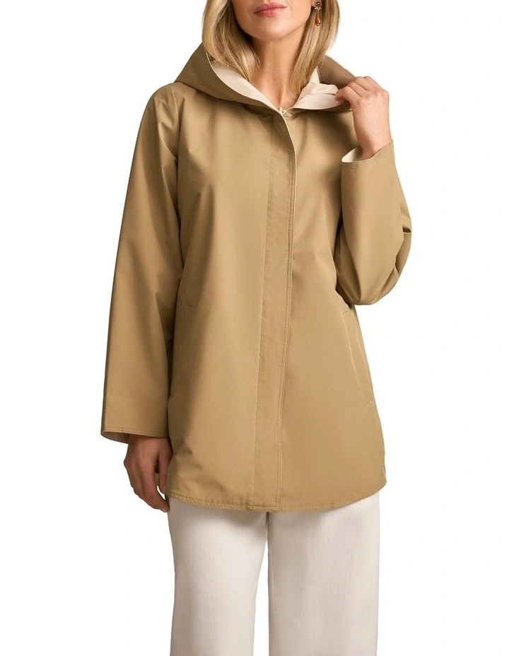 Reversible Raincoat in Tan / Soft Cream image 4