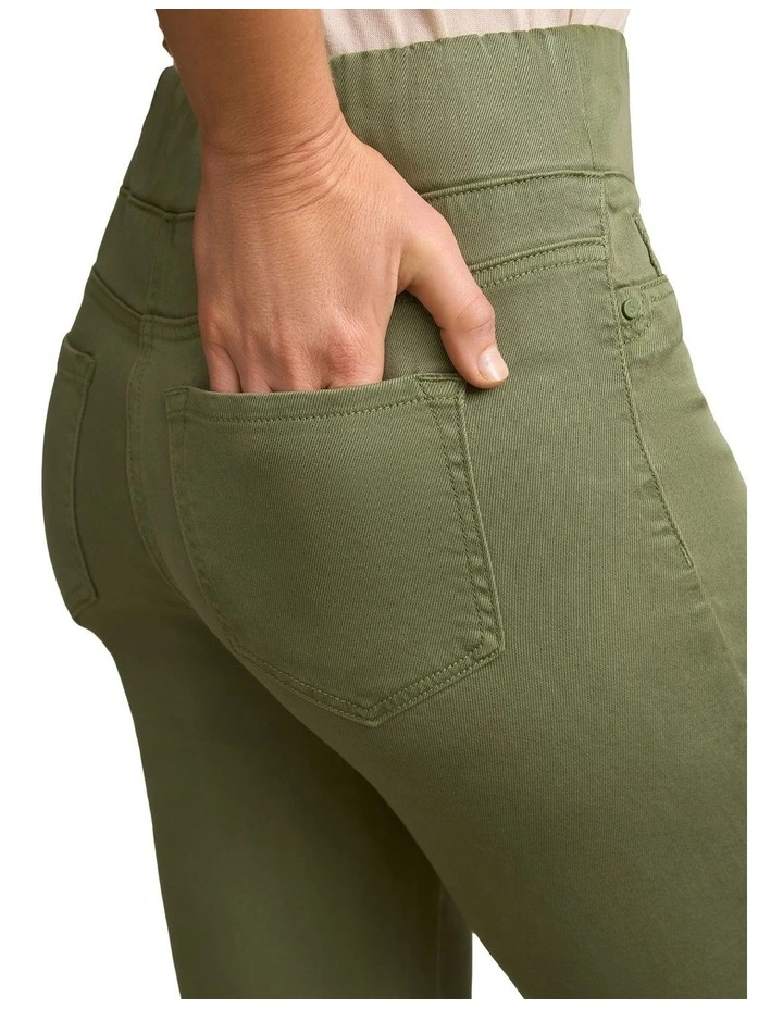 Bengajean(R) 3/4 Slim Leg in Bayleaf image 5