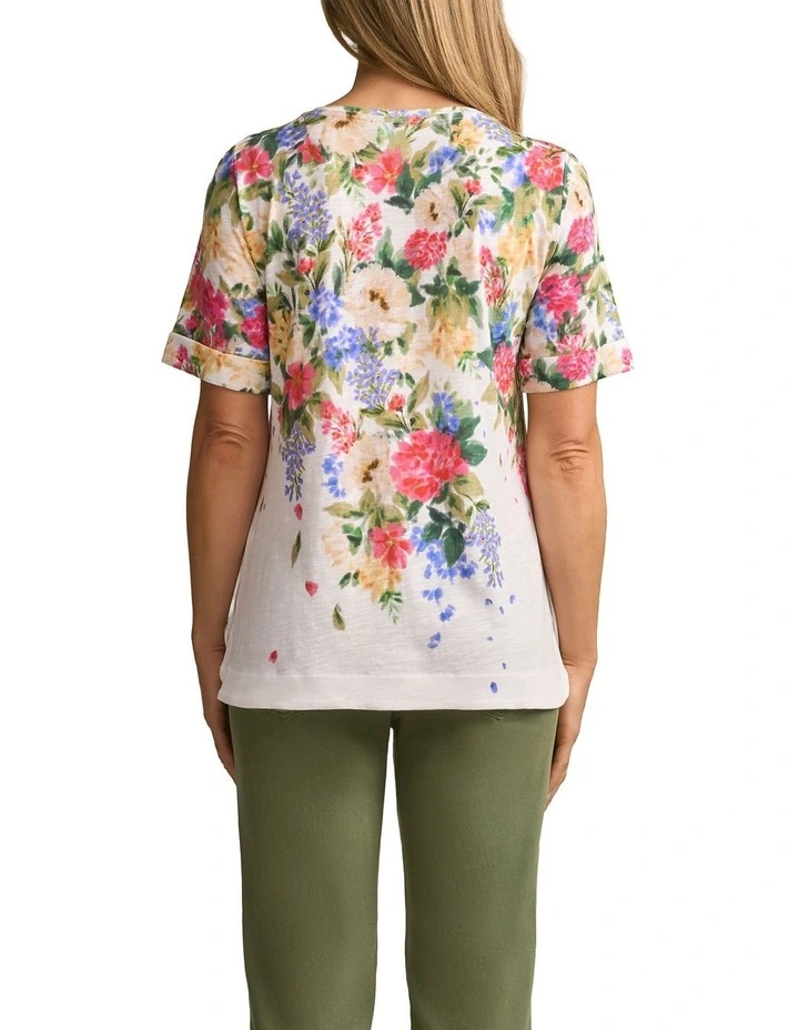 Printed VinNeck TinShirt in Bloom Fall Print image 2