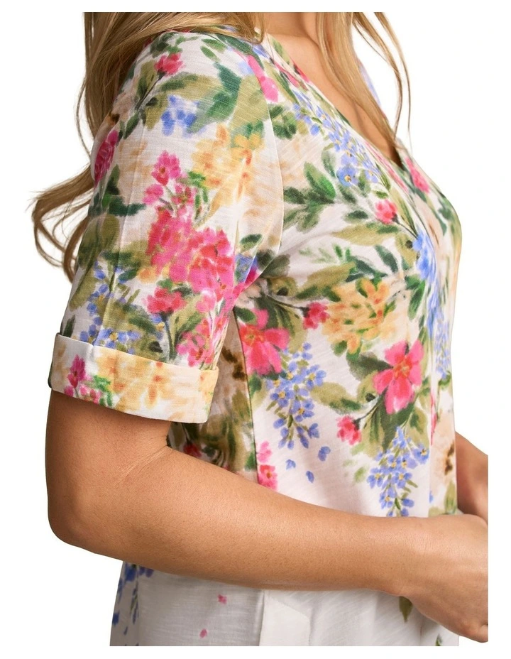 Printed VinNeck TinShirt in Bloom Fall Print image 5