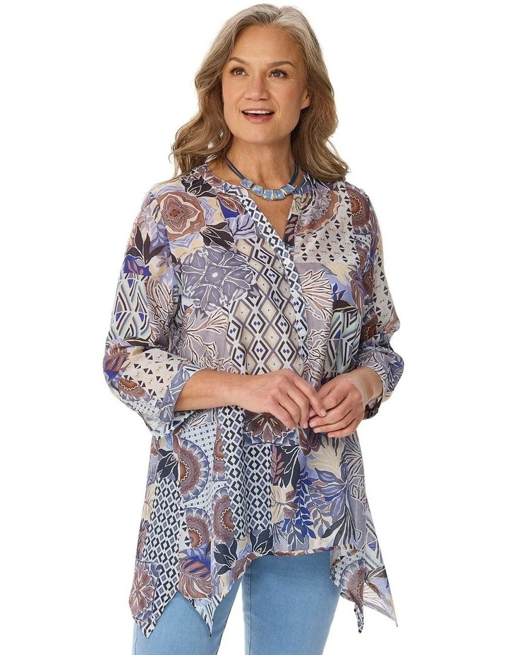 Zac 3/4 Sleeve Sharkbite Blouse image 1