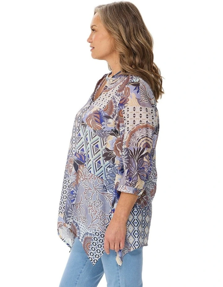 Zac 3/4 Sleeve Sharkbite Blouse image 3