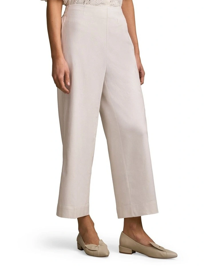 French Linen 7/8 Pant in White image 3