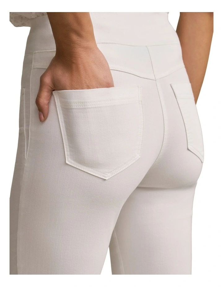 Bengajean(R) Relaxed Bootcut in White image 5