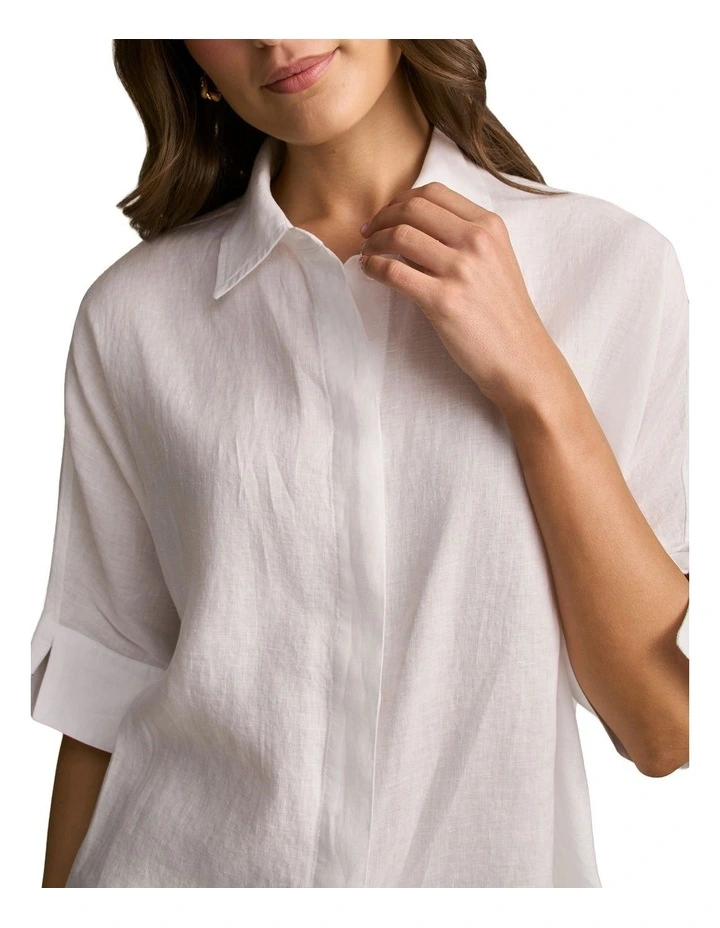 Relaxed Lightweight Shirt in White image 4
