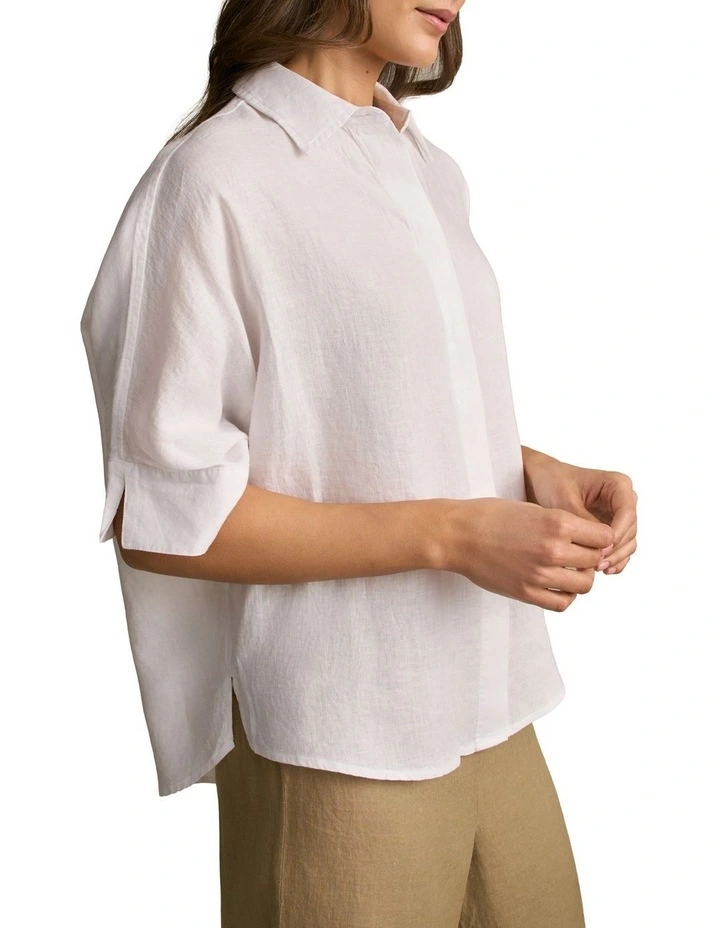 Relaxed Lightweight Shirt in White image 5