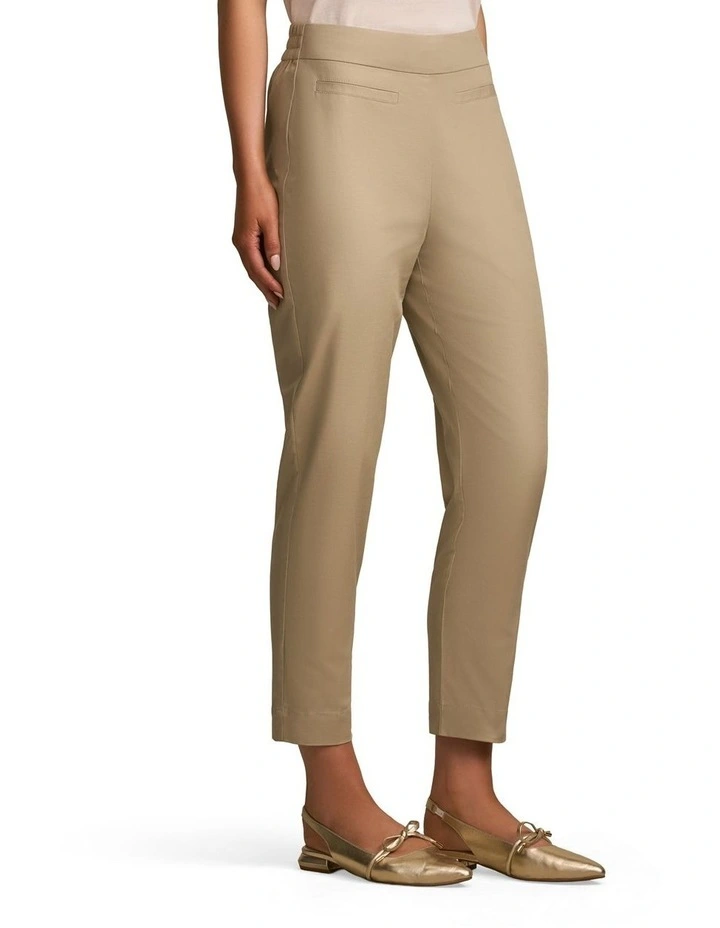 7/8 Tapered Pant in Latte image 3