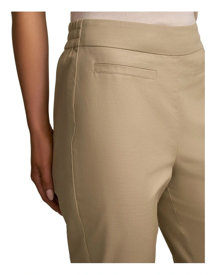 7/8 Tapered Pant in Latte image 4