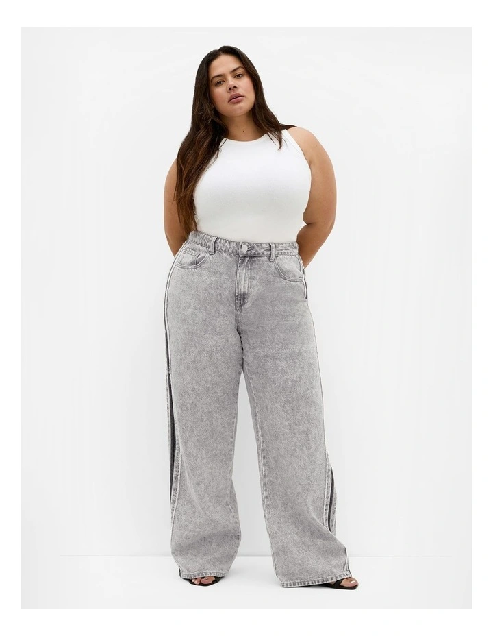 Harley Fit Leila Side Stripe Wide Leg Jean in Light Grey Wash image 1