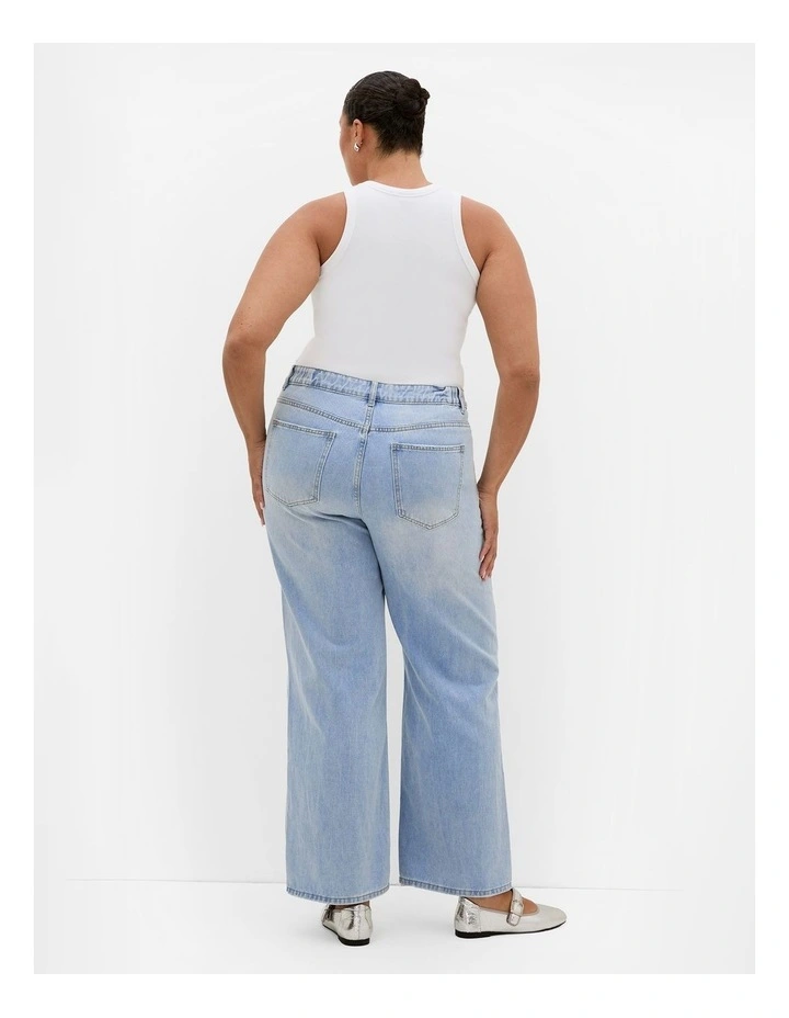 Harley Fit Kayla Wide Leg Jean in Light Wash image 2