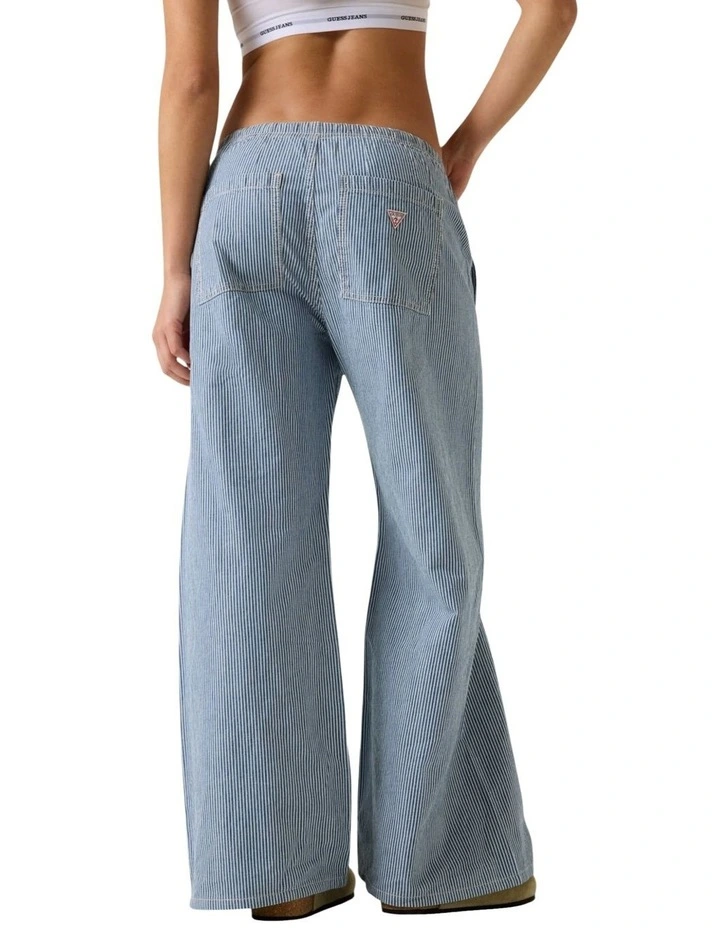 Guess Jeans Multi Low-Rise Jogger Twisted Extrawide Jeans in Blue image 3