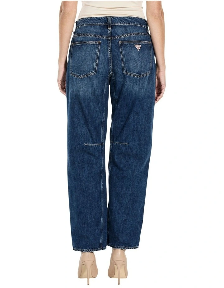 Mid-Rise Barrel Fit Jeans in Medium Wash image 4