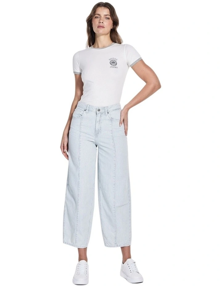 Guess Originals High-Rise Tapered Baggy Jeans in Light Wash image 6