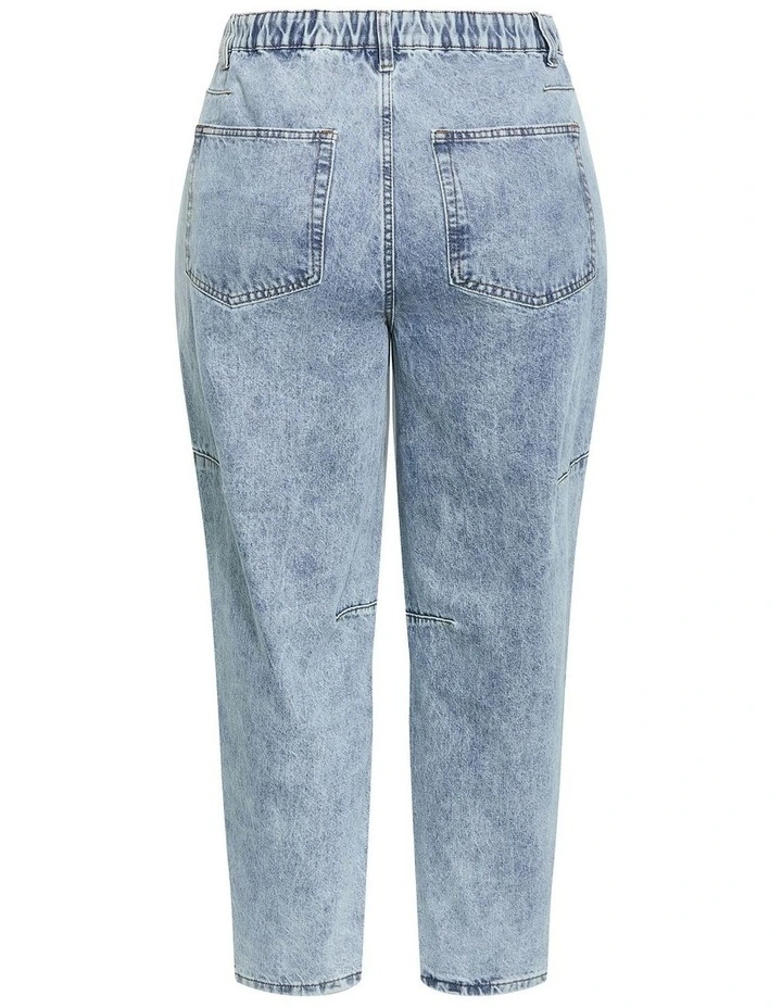 Plus Size Harley Fit Bridget Barrel Ankle Grazer Jean in vintage Mid Wash image 4